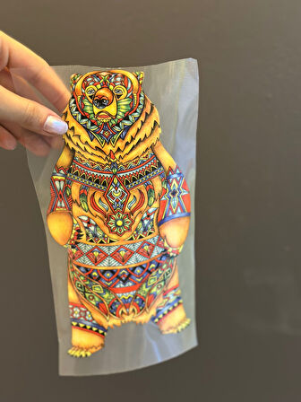 ÜTÜ İLE YAPIŞAN ETNİK GİYİMLİ AYI TRANSFER BASKI ARMA 24X12 CM