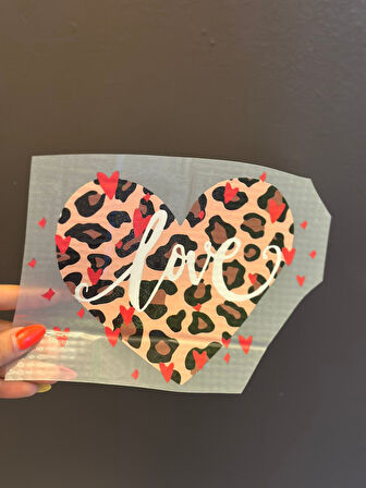 ÜTÜ İLE YAPIŞAN KALP TRANSFER BASKI ARMA 20X15 CM