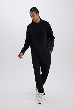DeFactoFit Standart Fit Kapüşonlu Kapitoneli Sporcu Sweatshirt D0752AX24AUBK81