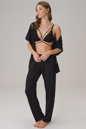 Kadın İp Askılı V Yaka Düz Yazlık Uzun Dantel Detaylı Pijama Takımı Sabahlık