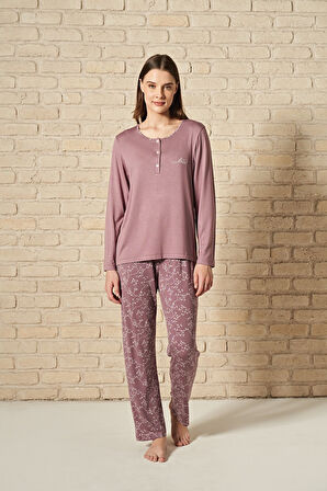 Kadın Düğme Detaylı Alt Kısmı Çiçek Desenli Uzun Kollu Pijama Takımı