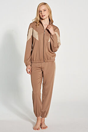 Kadın Fermuarlı Uzun Kollu  Eşofman Takımı