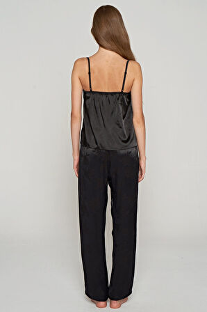 Kadın Siyah İnce Askılı Dantel İşlemeli Saten Pijama Takımı