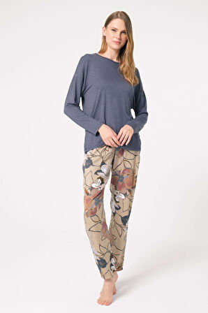 Kadın Morcivert Uzun Kollu Sırt Kısmı Bağlamalı Dantel Detaylı Çiçek Desenli Pijama Takımı