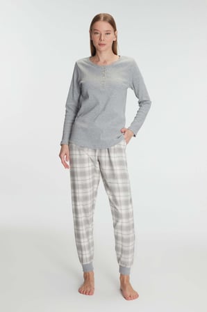 Kadın Gri Uzun Kollu Alt Kısmı Ekose Desenli Pijama Takımı