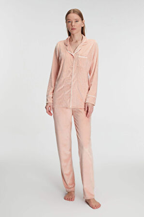 Kadın Şeftali Uzun Kollu Benek Desenli Önden Düğmeli  Cep Detaylı  Pamuklu Pijama Takımı