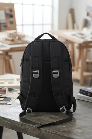 İLK OKUL ÇANTASI KAREKTER DESENLİ LAPTOP BÖLMELİ  SİYAH ERKEK İLKOKUL ORTOPEDIK  SIRT ÇANTASI 41*27*17 CM