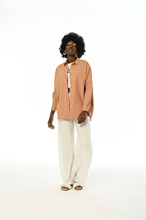 KADIN ÇİZGİLİ OVERSİZE KESİM ESNEK KUMAŞ GÖMLEK