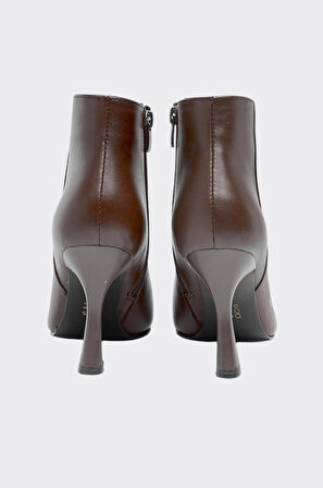 Kalem Topuklu Hakiki Deri Klasik Kadın Bot