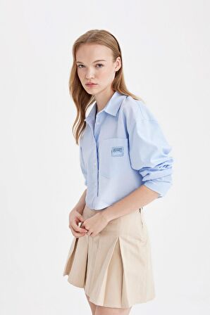 DeFacto Coool Oversize Geniş Kalıp Basic Düz Cepli Oxford Uzun Kollu Crop Gömlek D4031AX24AUBE551