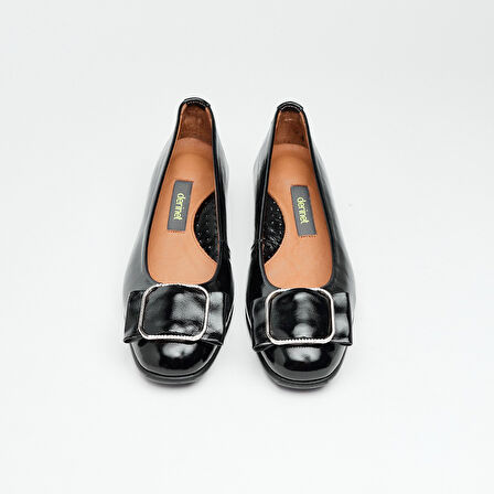 Hakiki Deri Aksesuarlı Kadın Babet