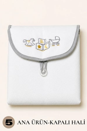 Babydola Seyahat Pratik Alt Açma Minderi Premium Kalite | Katlanabilir Bebek Alt Değiştirme Matı | Su Geçirmez | Cepli Taşınabilir Alt Açma Çantası 49x75 cm