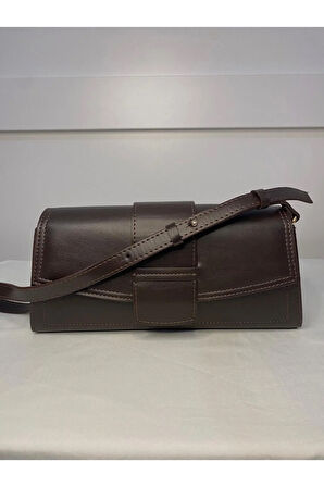 Kadın Kahverengi Mng Kapaklı Dikdörtgen Çanta