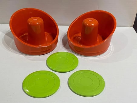 Arcade 2 Adet Kırmızı Renk Air Hockey Masası Tokaç 3 Adet Yeşil Renk Havalı Hokey Masası Disk Topu