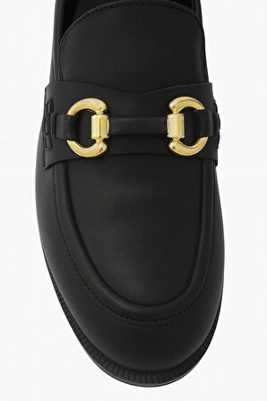 +6 CM Boy Uzatan Siyah Kadın Klasik Ayakkabı – Şık ve Rahat Tasarım