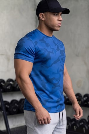 Erkek Nem Emici Hızlı Kuruma Atletik Teknik Kamuflaj Desenli Spor T-shirt