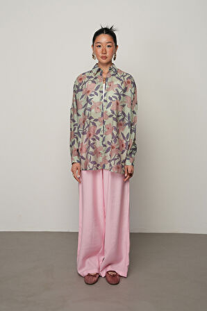 KADIN YEŞİL RENK ÇİÇEK DESENLİ OVERSİZE KESİM GÖMLEK