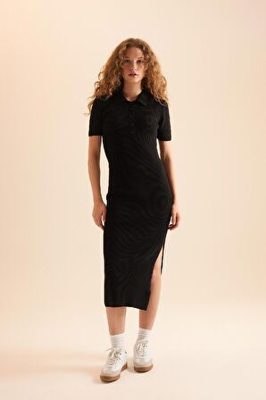 DeFacto Fitted Polo Yaka Kısa Kollu Yırtmaçlı Midi Triko Elbise D4914AXNSBK27