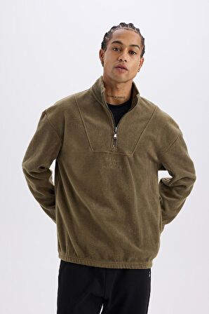 DeFacto Comfort Regular Fit Rahat Kalıp Dik Yaka Baskılı Polar Sweatshirt C7795AX24AUKH341