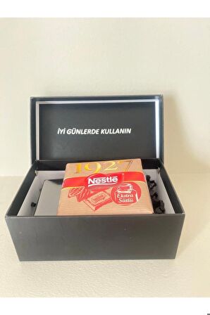 Parfüm Night Kadın 50 ml Edp Ve Nestle Sütlü Çikolata Özel Hediye Kutusu Ile