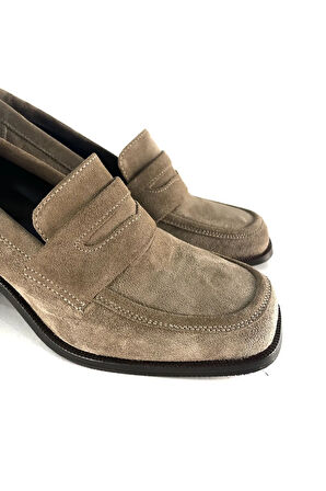HAKİKİ DERİ KADIN TOPUKLU LOAFER VİZON SÜET
