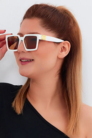 KADIN TARZ GÜNEŞ GÖZLÜĞÜ