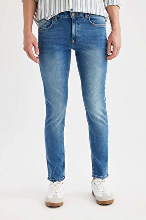 DeFacto Carlo Skinny Fit Ekstra Dar Kalıp Normal Bel Ekstra Dar Paça Jean Pantolon B4672AX24SPNM28