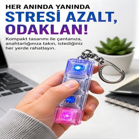 Işıklı Stres Klavyesi Anahtarlık LED Fidget Oyuncak – Basınca Yanan, Ritmik Işık Modlu Mini Klavye