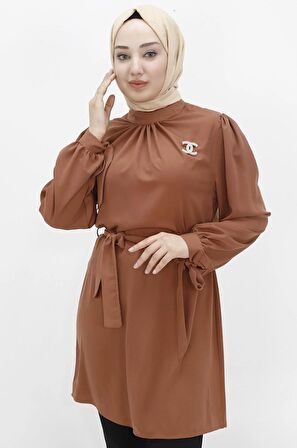 Kristal Kumaş Broşlu Tesettür Tunik