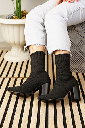 Günlük Kadın Bot Yüksek Kalın Topuklu Triko Esnek Sivri Burunlu Tırtıklı Taban Rahat Bootie 168