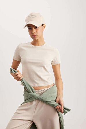 DeFactoFit Crop Bisiklet Yaka Sporcu Basic Düz Kısa Kollu Tişört A2430AX24SPBG700