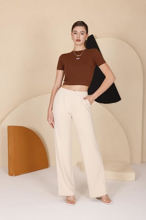 Kadın Kahverengi Bisiklet Yaka Crop T-shirt - 169