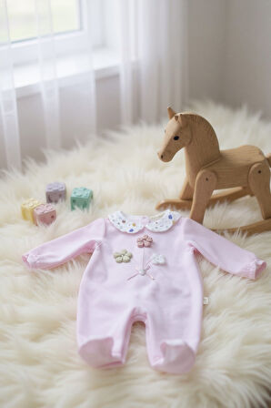 Çiçekli Kadife Kız Bebek Tulum