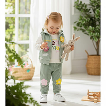 Çiçek Nakışlı Yelekli Kız Bebek Alt Üst Takım