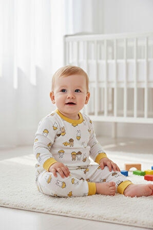 Tavşan Desenli Önü Çıtçıtlı Bebek Pijama Takım