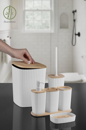 Safir Beyaz Bambulu Çizgili Banyo Seti 6 Parça Plastik