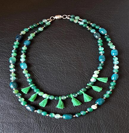 İki Sıralı Püsküllü Yeşil Akik Kolye