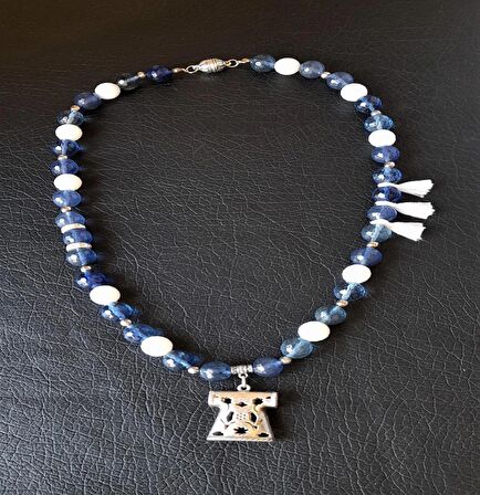 Mavi Ve Beyaz Püsküllü Uzun Kuvars Kolye