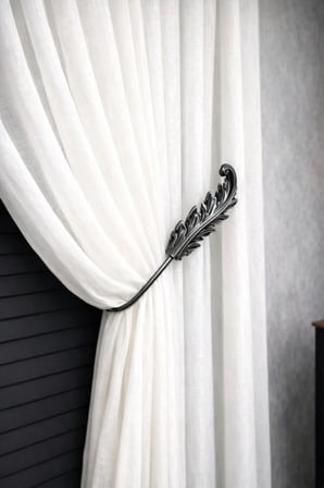 Yaprak Desenli Hayalet Kol Bağı Antrasit (Duvar Delme Gerektirmeyen Tül, Fon Bağı) (Perde Aksesuarı)