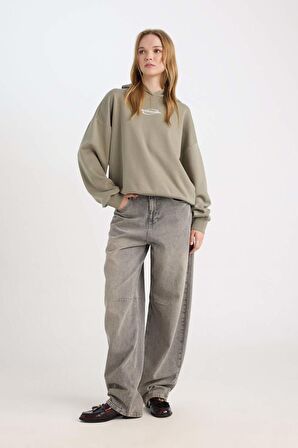 DeFacto Coool Loose Fit Baskılı Kapüşonlu Sweatshirt D6672AX24WNKH109