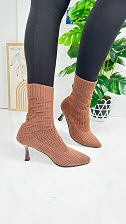 Günlük Kadın Bot Yüksek İnce Topuklu Triko Esnek Sivri Burunlu Tırtıklı Taban Rahat Bootie 170