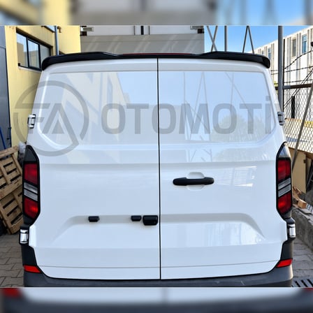 Ford Transit Custom Bagaj Üstü Spoiler Parlak Siyah (Çift Bagaj Kapaklı) 2025 Model ve Sonrası