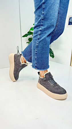 Günlük Kadın Bot Bağcıklı Yüksek Kalın Tabanlı Kürklü Oval Burunlu Süet Rahat Hafif Bootie 1701