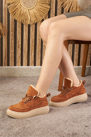 Günlük Kadın Bot Bağcıklı Yüksek Kalın Tabanlı Kürklü Oval Burunlu Süet Rahat Hafif Bootie 1701