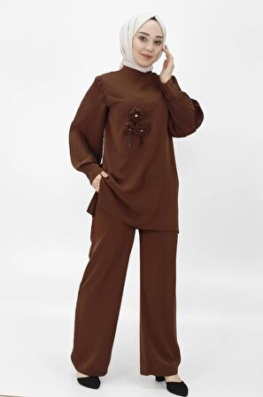 CYLN24087 JESSICA KUMAŞ KOLLARI PİLİSELİ VE BROŞLU İKİLİ TAKIM