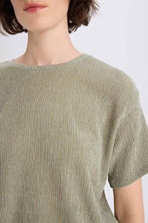 DeFacto Relax Fit Bisiklet Yaka Bürümcük Kısa Kollu Tişört C3843AX25SPKH418