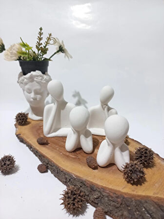 DÖRTLÜ AİLE BEYAZ