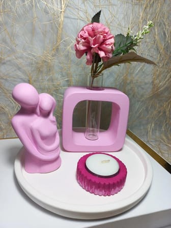 Kare Formlu Cam Tüplü Sarılan Sevgili Dekoratif Mumluk Set PEMBE