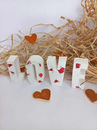 LOVE Yazısı Renkli Taşlı Dekoratif Obje