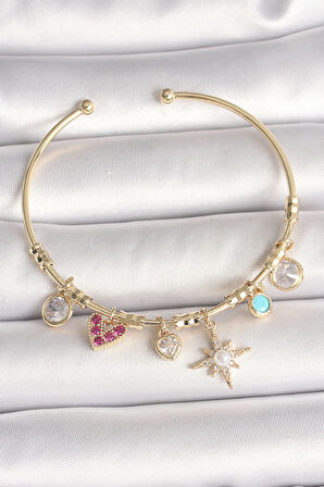 Pirinç Gold Renk Zirkon Taşlı Sallantı Kutup Yıldız Figür İnci Detay Charm Kadın Bileklik